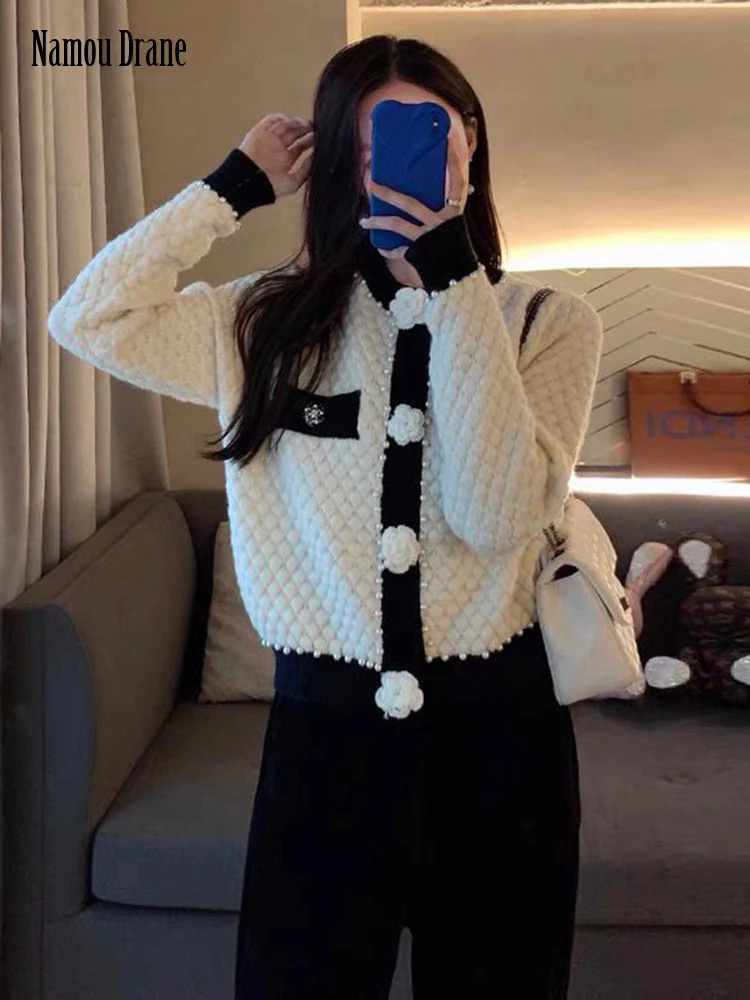 Namou Drane Retro Patchwork Sweater Cardigan Women 2022 Autumn Winter New Design Sense Three-dimensional Floret Long Sleeve Top
Namou Drane Retro Patchwork Sweater Cardigan Women 2022 Autumn Winter New Design Sense Three-dimensional Floret Long Sleeve Top