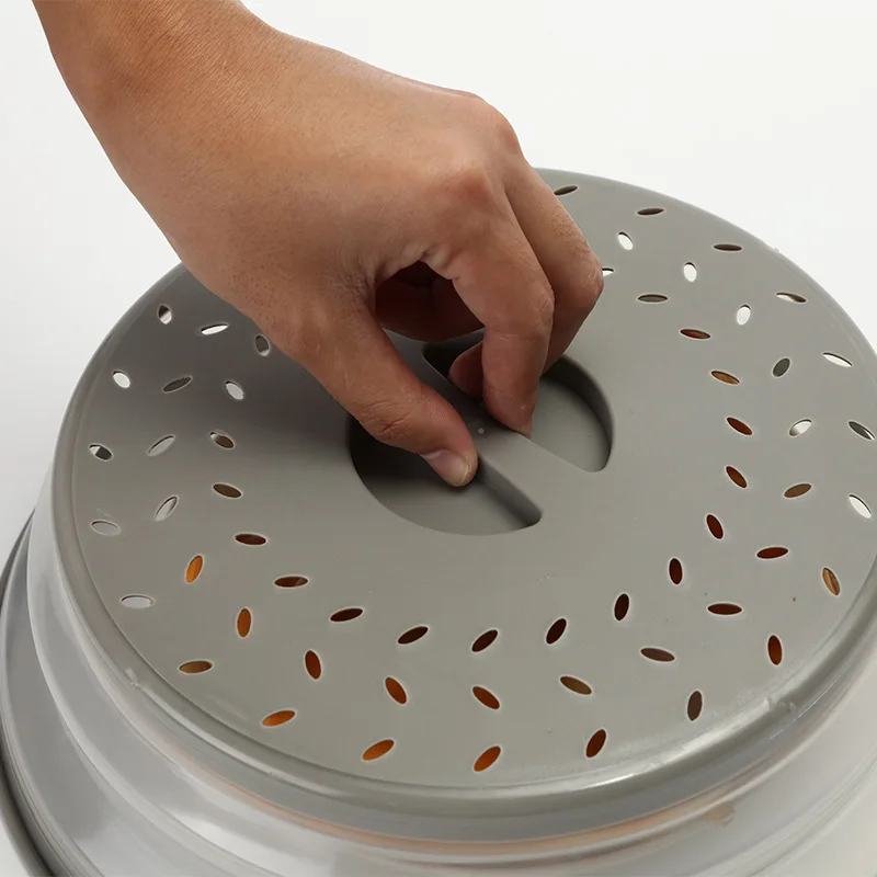 2 In 1 Collapsible Microwave Ovens Cover Food Storage Fresh-keeping Cover Folding Silicone Colander Strainer Lid Drain Basket
2 In 1 Collapsible Microwave Ovens Cover Food Storage Fresh-keeping Cover Folding Silicone Colander Strainer Lid Drain Basket