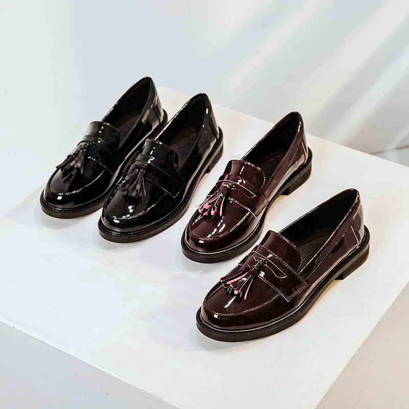 TOPHQWS British Style Patent Leather Loafers Women Flats Shoes Spring Autumn 2022 Retro Slip-on Designer Shoes Women Flats
TOPHQWS British Style Patent Leather Loafers Women Flats Shoes Spring Autumn 2022 Retro Slip-on Designer Shoes Women Flats