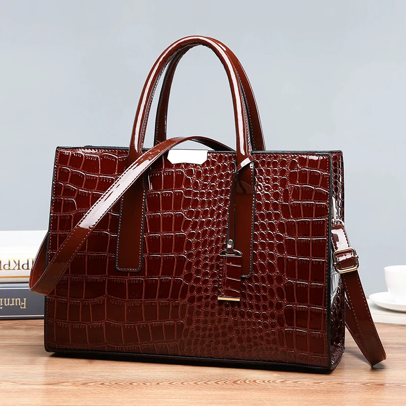 Designer Crocodile Pattern Tote Bag with Shoulder PU Leather Branded Women's Tote Bag That Encompasses Luxury Women's Bags
Designer Crocodile Pattern Tote Bag with Shoulder PU Leather Branded Women's Tote Bag That Encompasses Luxury Women's Bags