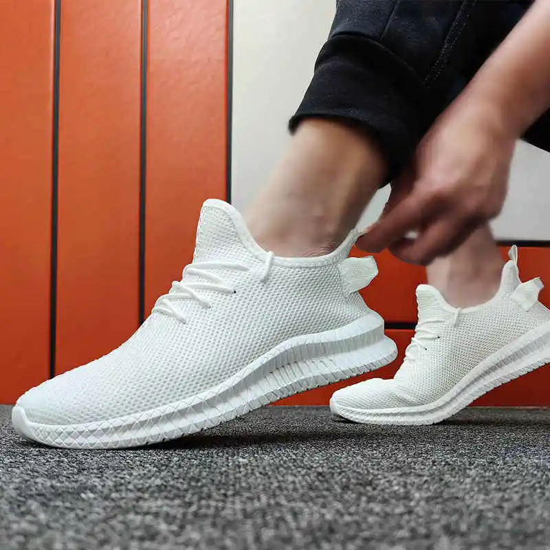 Sneakers Male White Trainers Man Sport Shoes Luxury Designer Trainer Running Shoes British Style Sports For Men Traking Tennis
Sneakers Male White Trainers Man Sport Shoes Luxury Designer Trainer Running Shoes British Style Sports For Men Traking Tennis