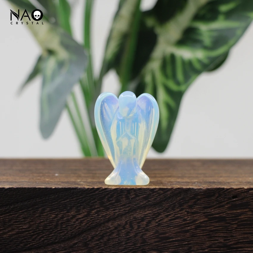 Статуя молитвенного ангела из кварца 
Статуя молитвенного ангела из кварца