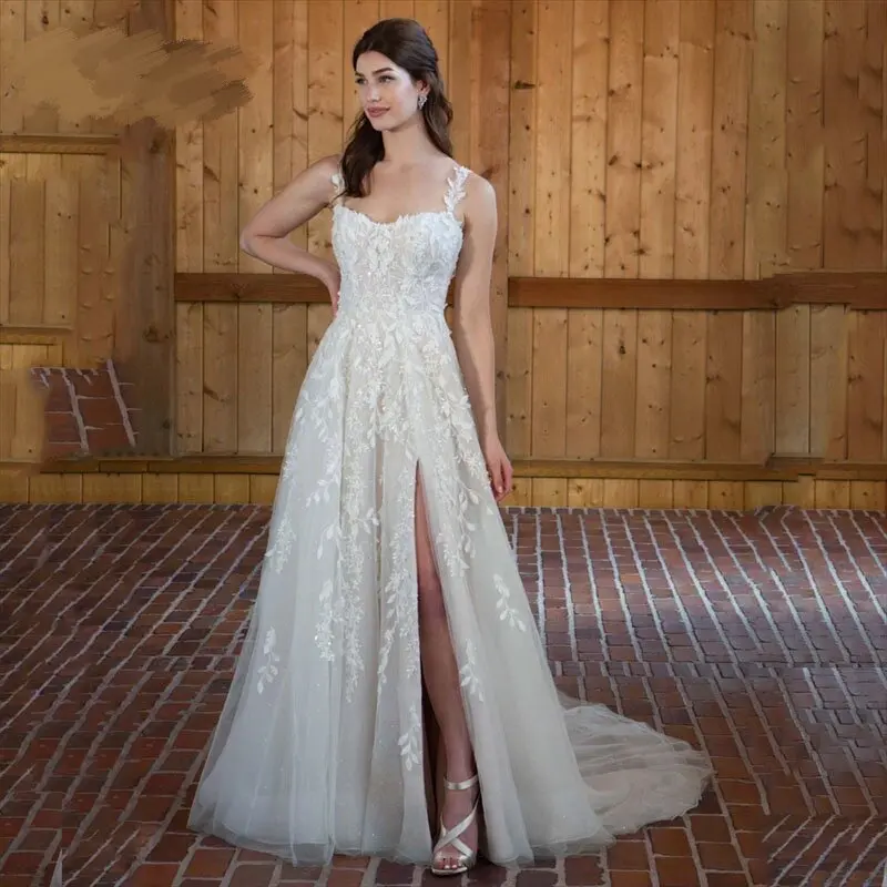 Женское свадебное платье It's yiiya, белое Тюлевое платье с открытой спиной и разрезом сбоку на бретелях-спагетти с аппликацией на лето 2019
Женское свадебное платье It's yiiya, белое Тюлевое платье с открытой спиной и разрезом сбоку на бретелях-спагетти с аппликацией на лето 2019