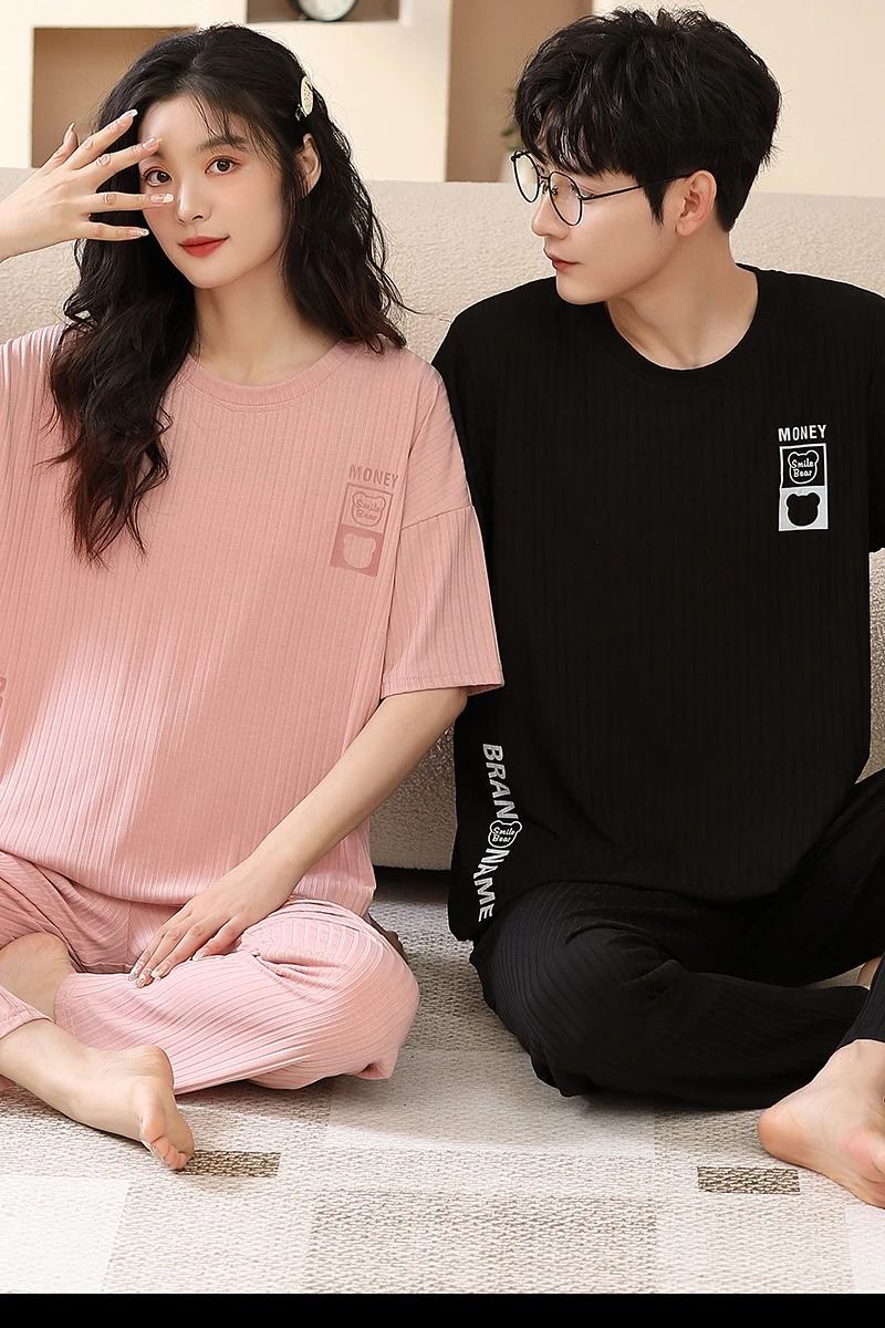 Couple pajamas Women's summer short sleeved long pants Sweet and fashionable Men's casual loose fitting home clothing set
Couple pajamas Women's summer short sleeved long pants Sweet and fashionable Men's casual loose fitting home clothing set