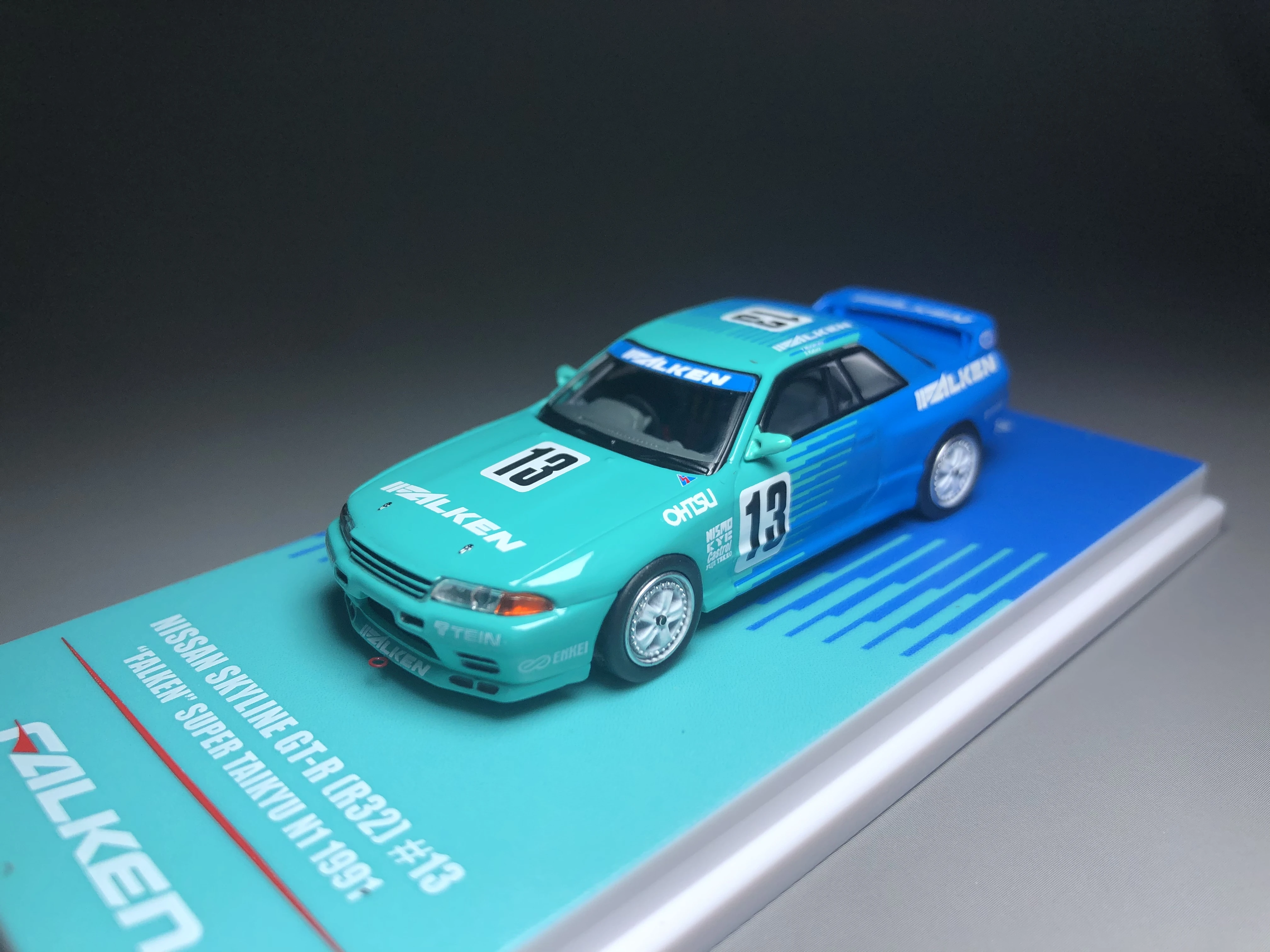 Inno 1/64 Nissan Skyline GTR R32 #13 Falken Super Taikyu N1 1991 DieCast Model Car Collection Hobby Toy Car Limited Edition
Inno 1/64 Nissan Skyline GTR R32 #13 Falken Super Taikyu N1 1991 DieCast Model Car Collection Hobby Toy Car Limited Edition