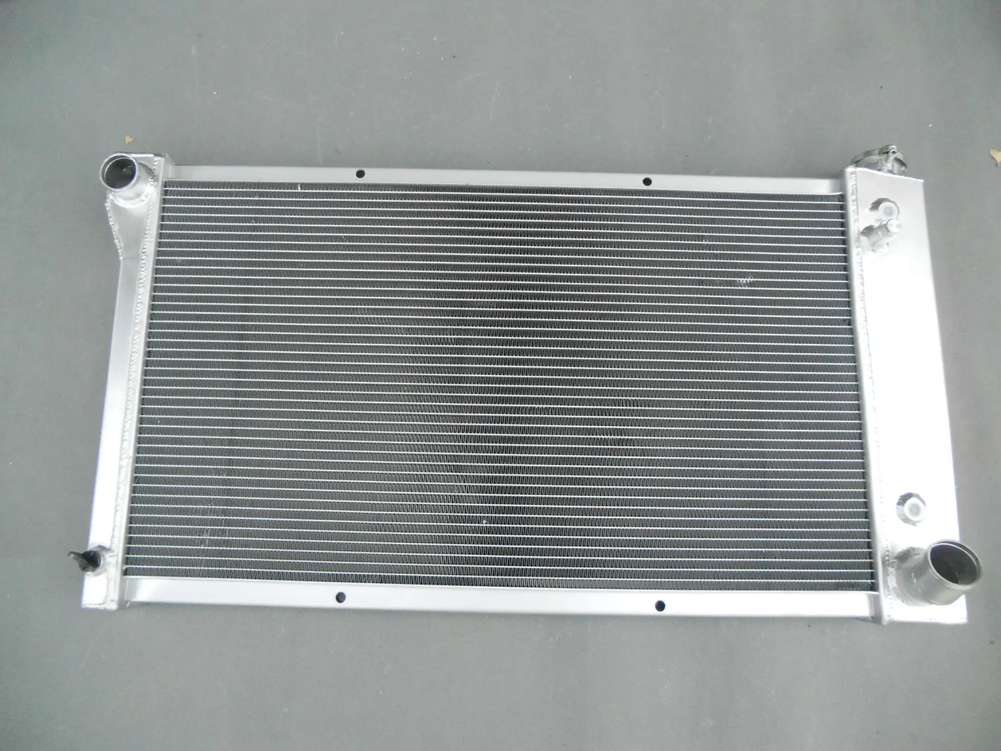 

3 CORE FOR 1967-1972 Chevy Pickup Truck All Aluminum Radiator 1968 1969 1970 1971 1972