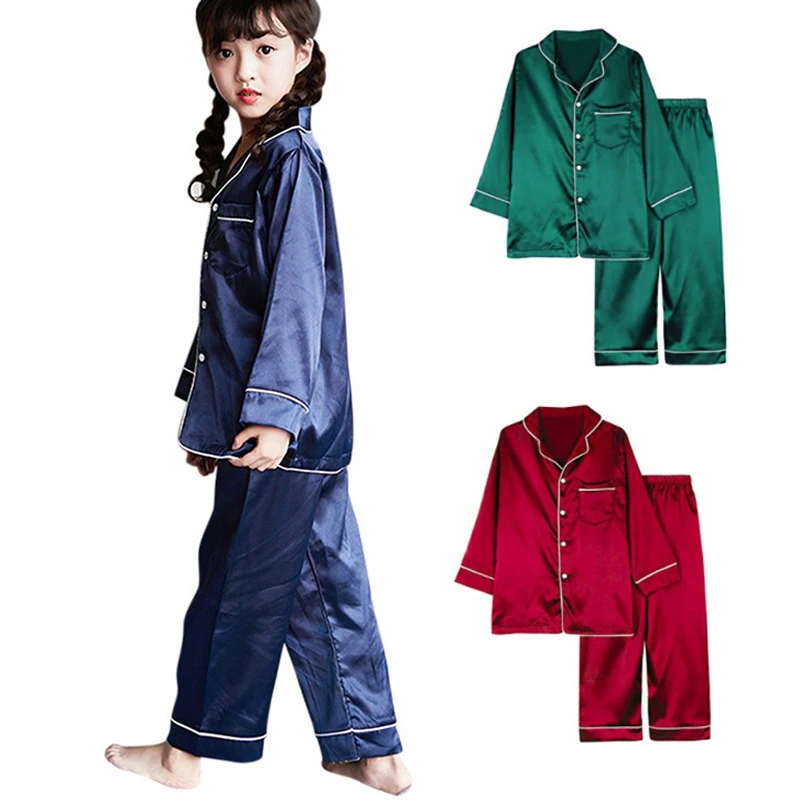 Boys and girls aged 2-12 years old leisure home suit 2022 new suit summer solid color long sleeved pajamas home suit
Boys and girls aged 2-12 years old leisure home suit 2022 new suit summer solid color long sleeved pajamas home suit
