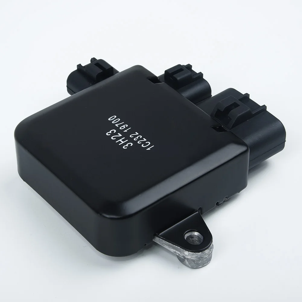 Car Cooling Fan Control Unit Module For Mitsubishi Lancer /Outlander 02-07 Air Conditioning Electronic Fan Speed Regulation
Car Cooling Fan Control Unit Module For Mitsubishi Lancer /Outlander 02-07 Air Conditioning Electronic Fan Speed Regulation