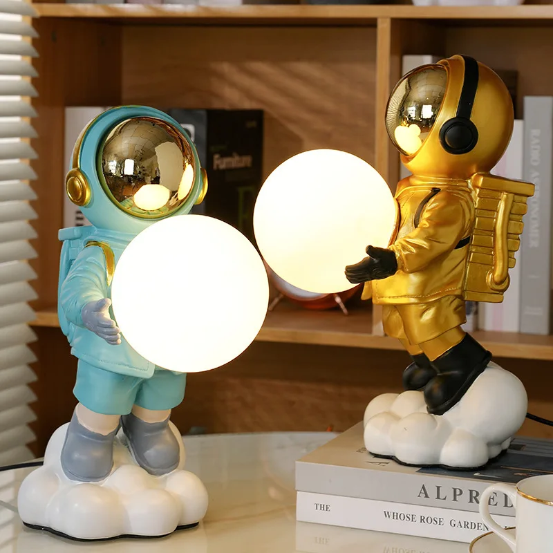 Creative Ornaments Cartoon Astronaut Moon Lamp Ornaments Porch Bedroom Bedside Night Lamp Decoration Children's Birthday Gift
Creative Ornaments Cartoon Astronaut Moon Lamp Ornaments Porch Bedroom Bedside Night Lamp Decoration Children's Birthday Gift