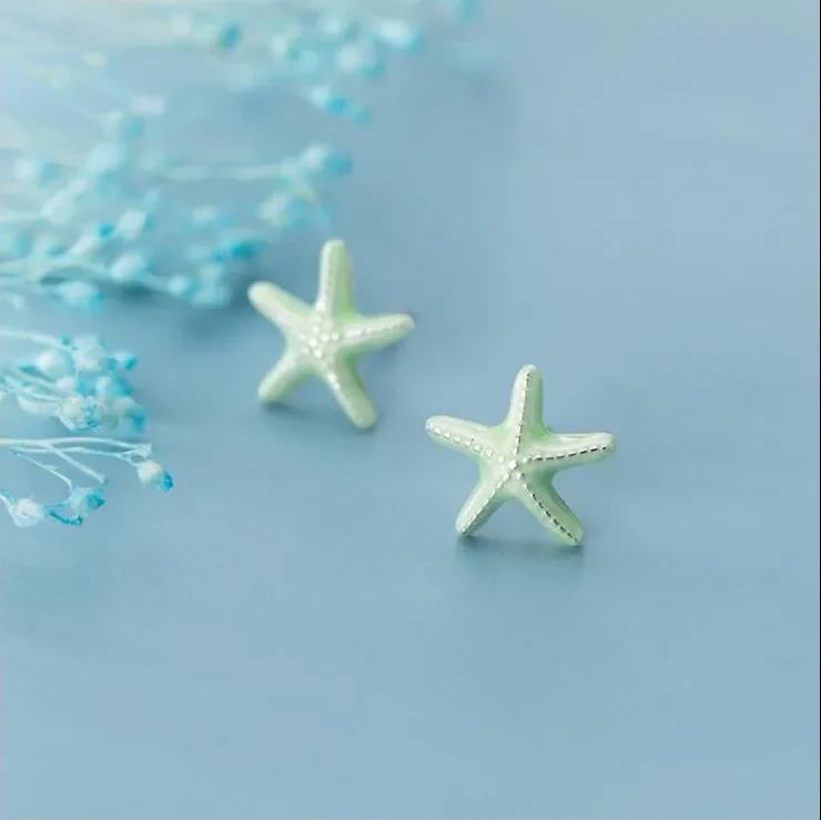 Fashion Personality Exquisite Five-pointed Star Earrings Short Simple Earrings Banquet Jewelry Accessories Gift
Fashion Personality Exquisite Five-pointed Star Earrings Short Simple Earrings Banquet Jewelry Accessories Gift