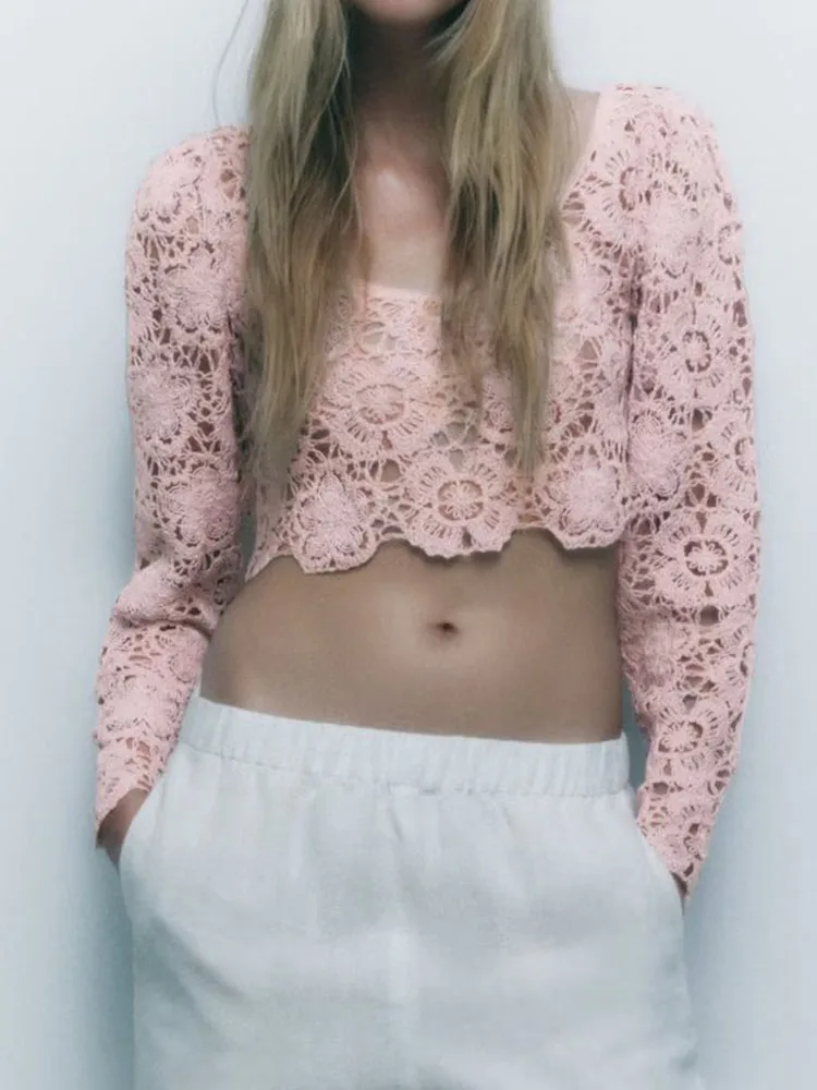 Summer new style women's sweet all-match crochet hollow flower knitted round neck long-sleeved crop top 
Summer new style women's sweet all-match crochet hollow flower knitted round neck long-sleeved crop top