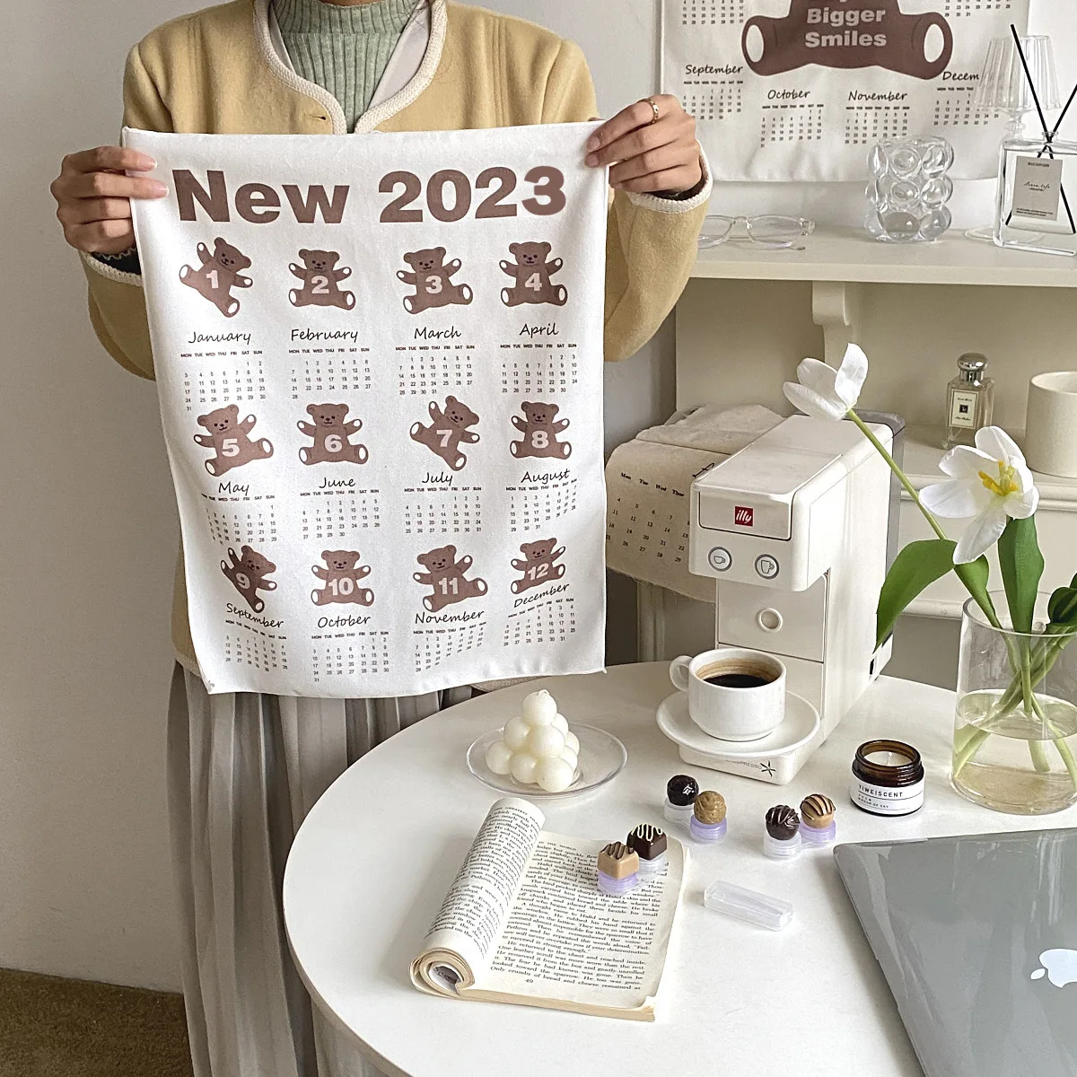 Календарь в стиле каваи в Корейском стиле 2023, настенный креативный мультяшный фотографический стол 2023, подвесной тканевый Настенный декор
Календарь в стиле каваи в Корейском стиле 2023, настенный креативный мультяшный фотографический стол 2023, подвесной тканевый Настенный декор