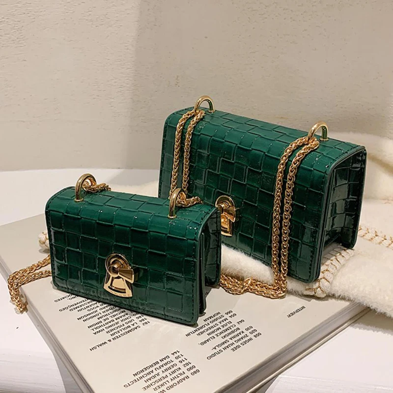Mini Square Crossbody Bag 2023 New High-quality PU Leather Women's Designer Handbag Vintage Shoulder Messenger Bag
Mini Square Crossbody Bag 2023 New High-quality PU Leather Women's Designer Handbag Vintage Shoulder Messenger Bag
