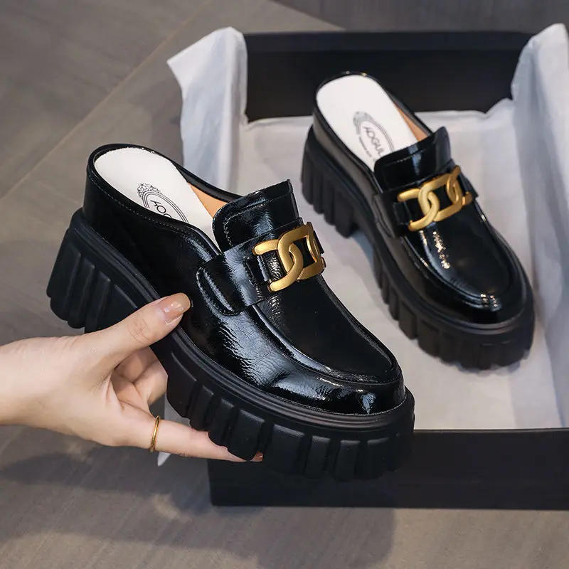 Closed Toe Half Slippers Women Summer 2022 New Versatile Mules Thick Bottom Height Increasing Insole Heelless Lazybones' Shoes
Closed Toe Half Slippers Women Summer 2022 New Versatile Mules Thick Bottom Height Increasing Insole Heelless Lazybones' Shoes