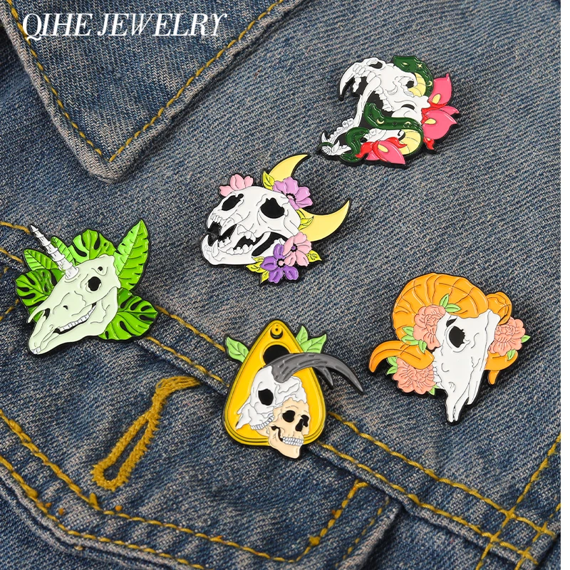 Skeleton Enamel Pins Animal Flower Vegetable Skull Brooches Badge Bag Backpack Lapel Clothes Women Kids Jewelry Accessories
Skeleton Enamel Pins Animal Flower Vegetable Skull Brooches Badge Bag Backpack Lapel Clothes Women Kids Jewelry Accessories