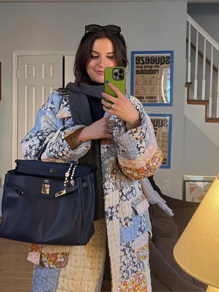 Женское длинное хлопковое пальто с поясом, свободная теплая Толстая куртка с отложным воротником и длинными рукавами, Повседневная Уличная одежда, осень-зима 2023
Женское длинное хлопковое пальто с поясом, свободная теплая Толстая куртка с отложным воротником и длинными рукавами, Повседневная Уличная одежда, осень-зима 2023