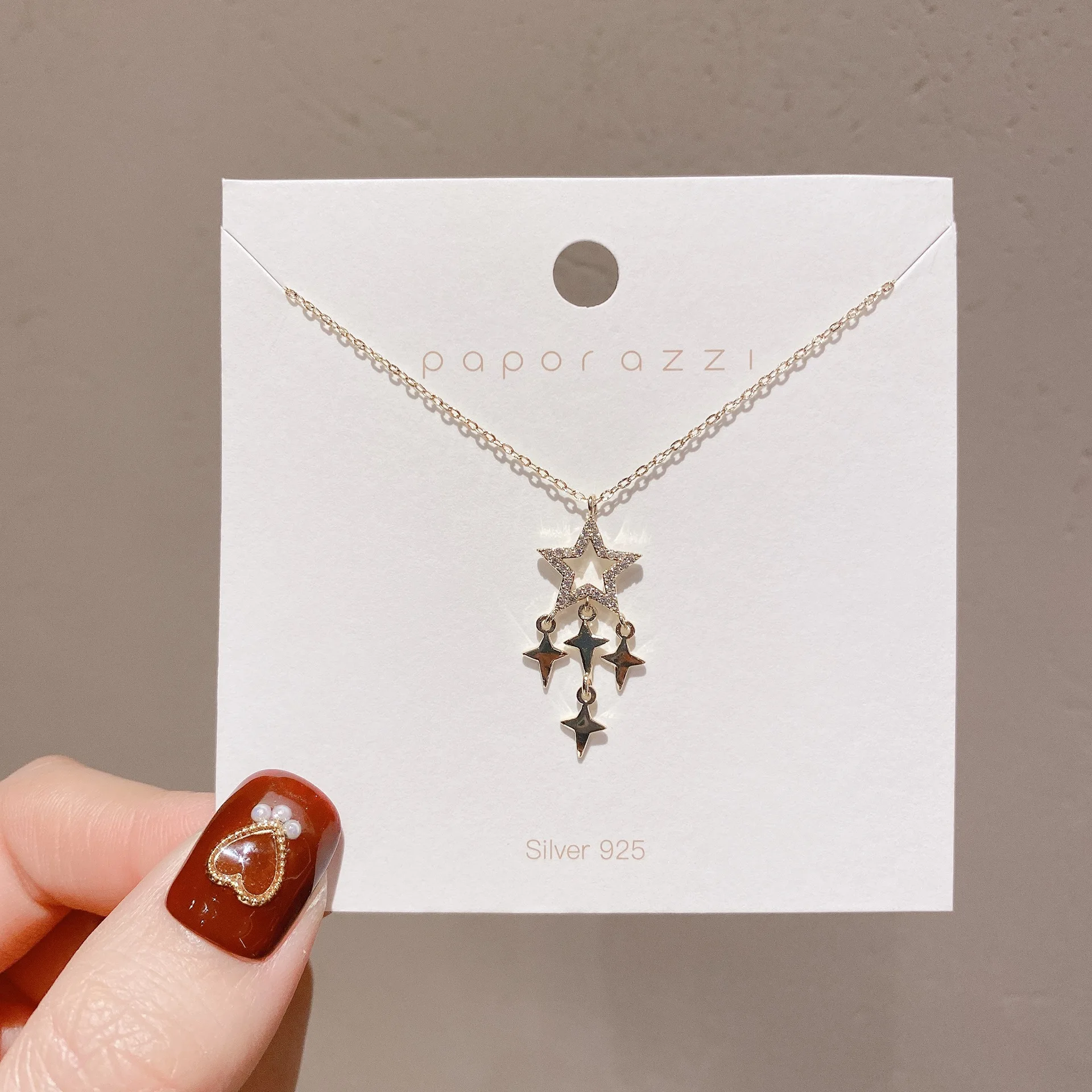 Wholesale Fashion Pentagram Tassel Pendant Choker Chain Female Gold Plated Elegant Inlaid Zircon Silvers Plated Necklace
Wholesale Fashion Pentagram Tassel Pendant Choker Chain Female Gold Plated Elegant Inlaid Zircon Silvers Plated Necklace