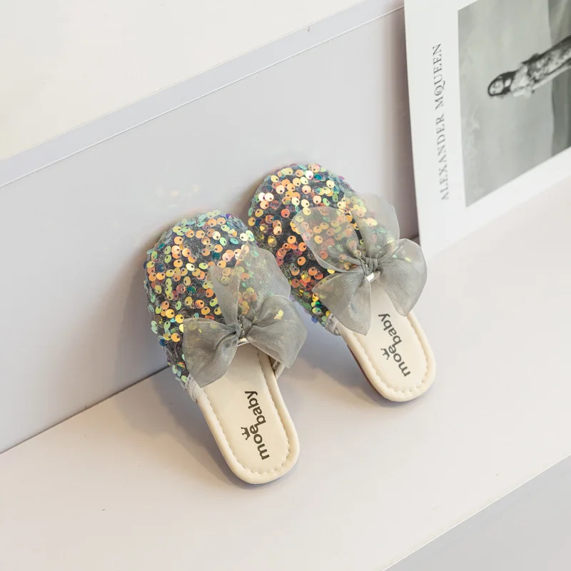 Girl's Slippers Mesh Sequins Cover Toe Glimmer Children Summer Sliders Outdoor Flat Three Colors Dream 21-30 Summer Girl Sandals
Girl's Slippers Mesh Sequins Cover Toe Glimmer Children Summer Sliders Outdoor Flat Three Colors Dream 21-30 Summer Girl Sandals