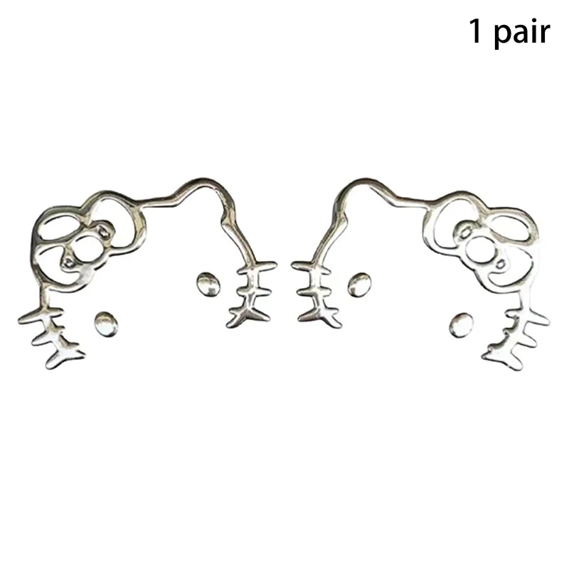 MINISO Аниме наклейки 2 шт
MINISO Аниме наклейки 2 шт