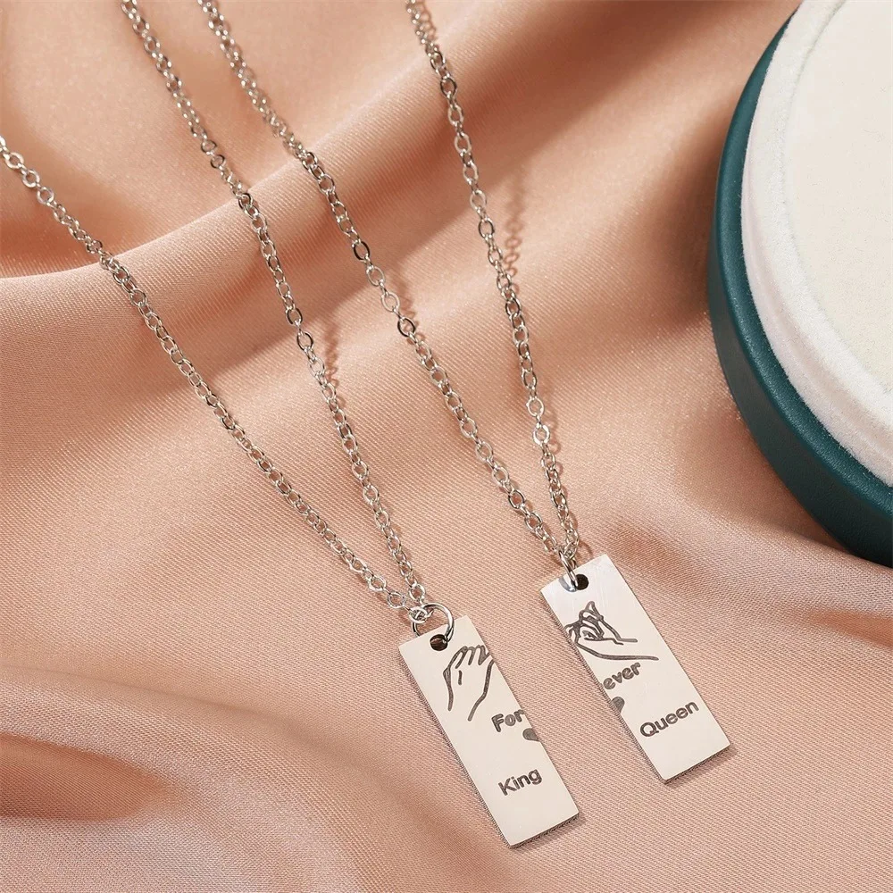 Hot Selling New Valentine's Day Necklace Stainless Steel Pull Hook King Queen Couple Necklace Pendant Jewelry Gift
Hot Selling New Valentine's Day Necklace Stainless Steel Pull Hook King Queen Couple Necklace Pendant Jewelry Gift