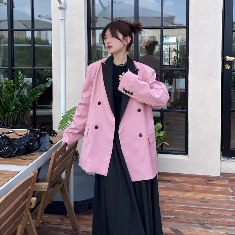 Autumn New Pink Contrasting Colors Splice Suit Jacket Women Loose Causal Double Breasted Blazers Female Streetwear Chaquetas
Autumn New Pink Contrasting Colors Splice Suit Jacket Women Loose Causal Double Breasted Blazers Female Streetwear Chaquetas
