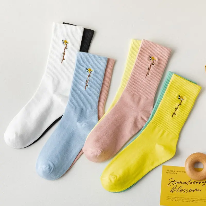 Mandarin Duck Style Children's High Japanese Street Skateboarding Socks,Spring/Summer Tidal Fashion Cute Socks 
Mandarin Duck Style Children's High Japanese Street Skateboarding Socks,Spring/Summer Tidal Fashion Cute Socks