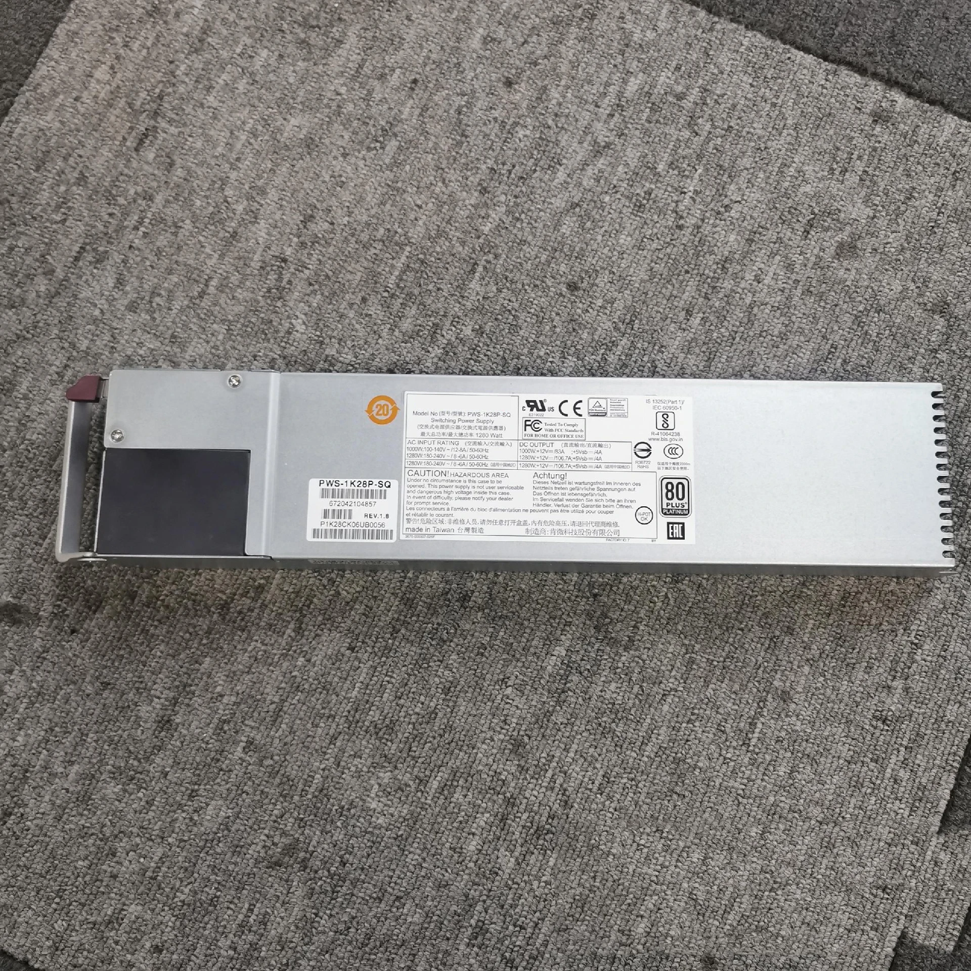 PWS-1K28P-SQ 1280W 1U для Supermicro 80 Plus Платиновый избыточный блок питания высокого качества полностью протестированный Быстрая доставка
PWS-1K28P-SQ 1280W 1U для Supermicro 80 Plus Платиновый избыточный блок питания высокого качества полностью протестированный Быстрая доставка