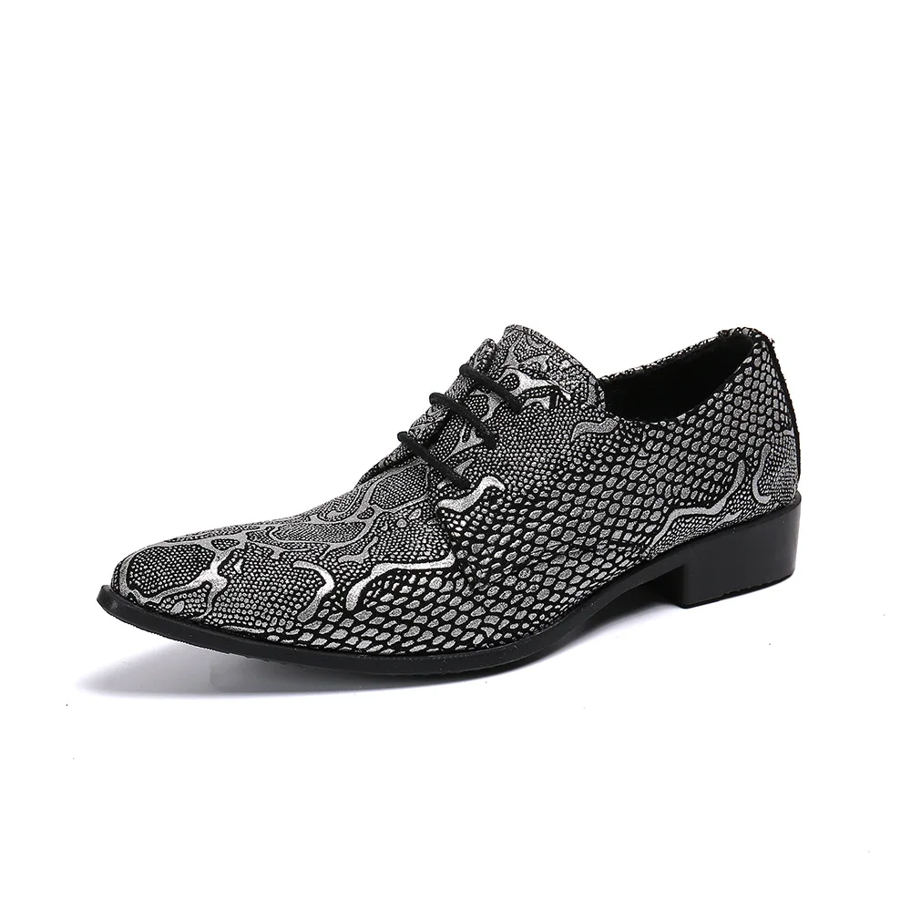 New Summer Casual Men's Classic Fashion Shoes Low-heeled Personality Pointed Toe Cowhide Leather Gray Snake Pattern Men's Shoes
New Summer Casual Men's Classic Fashion Shoes Low-heeled Personality Pointed Toe Cowhide Leather Gray Snake Pattern Men's Shoes