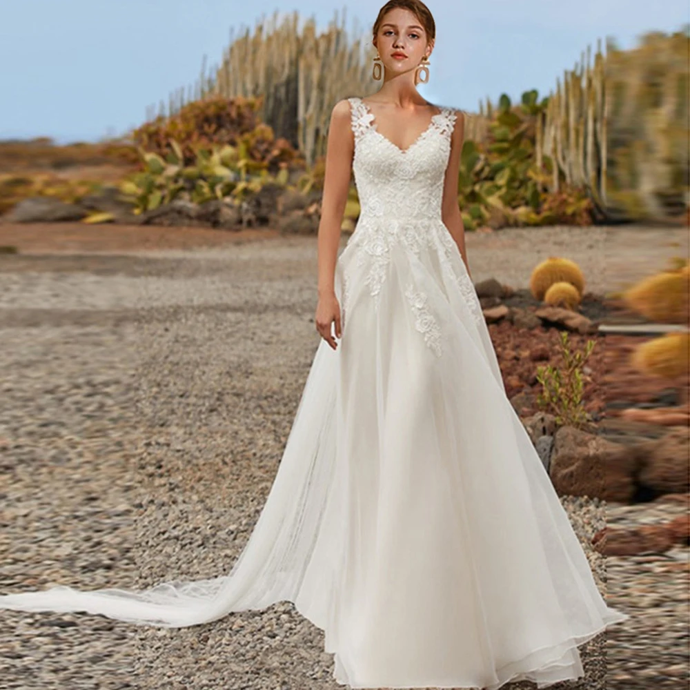 

Beach Bohemian Simple A Line Wedding Dress 2023 V Neck Sleeveless Lace Applique Sweep Train For Women Weeding Gown Sashes Custom