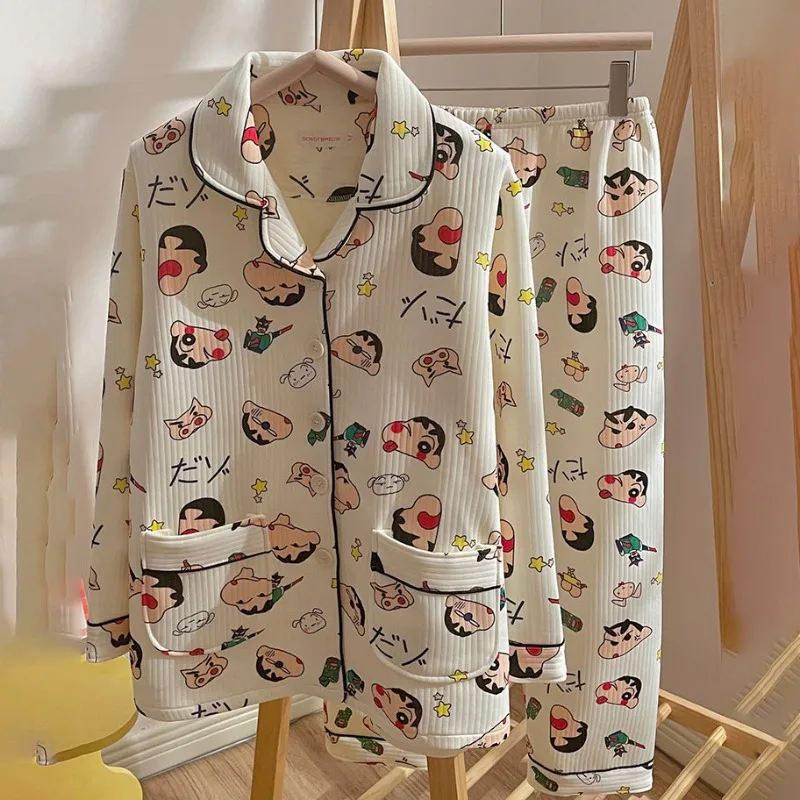 

Осенне-зимняя Пижама Crayon Shinchan Sanrio плюшевая женская пижама кавайная утепленная аниме одежда большого размера Милая мультяшная верхняя одежда
