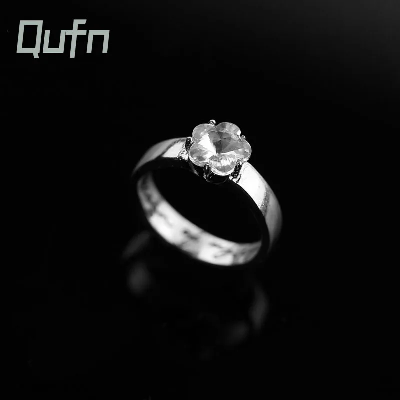 Fashion Simple Ring Sliver Color Wedding Finger Rings For Women Girl Jewelry Party Anniversary Accessories Gifts 
Fashion Simple Ring Sliver Color Wedding Finger Rings For Women Girl Jewelry Party Anniversary Accessories Gifts