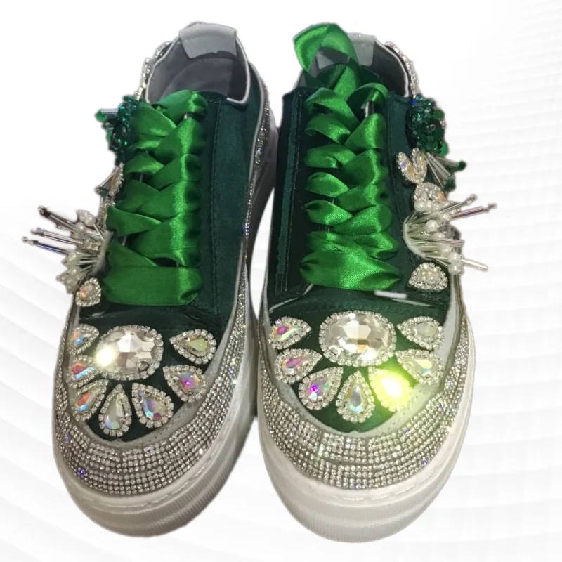 Low-top flower canvas shoes comfortable walking shoes handmade flower canvas shoes green white flat vulcanized shoes 35-46
Low-top flower canvas shoes comfortable walking shoes handmade flower canvas shoes green white flat vulcanized shoes 35-46
