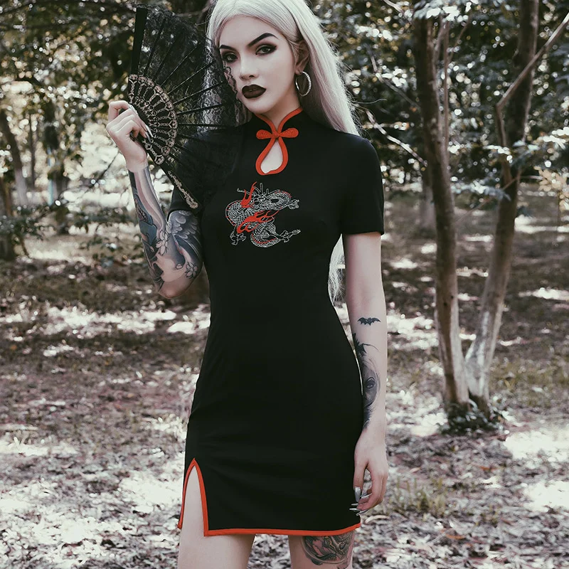 Женское платье с коротким рукавом Goth Fashion, облегающий пуловер в стиле пэчворк, сексуальное платье-трапеция в готическом стиле на осень
Женское платье с коротким рукавом Goth Fashion, облегающий пуловер в стиле пэчворк, сексуальное платье-трапеция в готическом стиле на осень