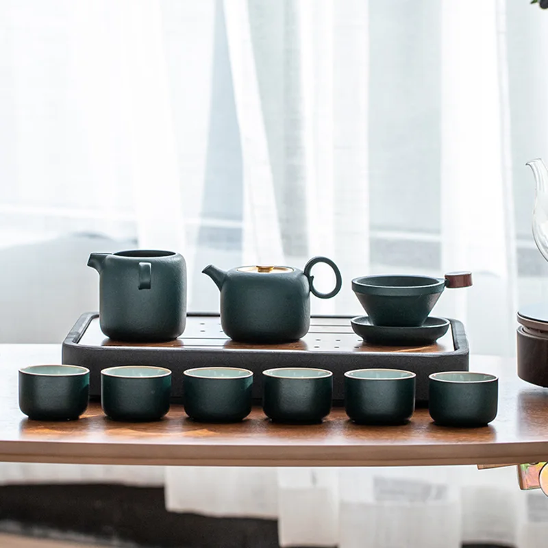 Modern Travel Tea Set Ceremony with Pot Portable China Kung Fu Tea Set Infuser Services Tetera Porcelana Cup Set for 6 People
Modern Travel Tea Set Ceremony with Pot Portable China Kung Fu Tea Set Infuser Services Tetera Porcelana Cup Set for 6 People