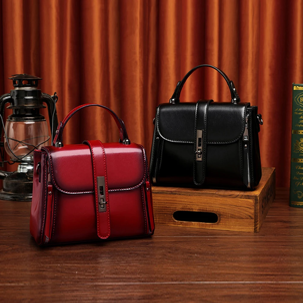 Luxury Female PU Leather Shopping Handbags Popular Female Flap Zipper Daily Shoulder Bag Simple Solid Color Crossbody Bag
Luxury Female PU Leather Shopping Handbags Popular Female Flap Zipper Daily Shoulder Bag Simple Solid Color Crossbody Bag