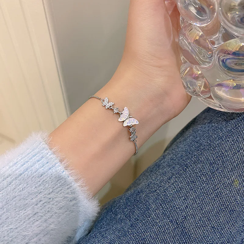 Korean Luxury Micro-set Delicate Bow All Match Temperament Creative Pull Style Bracelet for Women Jewelry Gift Y2k Friends Retro
Korean Luxury Micro-set Delicate Bow All Match Temperament Creative Pull Style Bracelet for Women Jewelry Gift Y2k Friends Retro