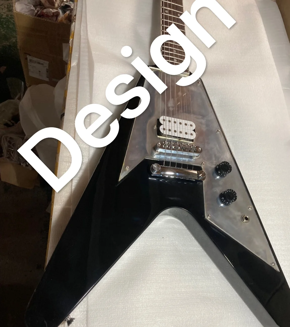 Custom Black V 6 Strings Electric Guitar Mirror PickGuard Chrome Hardware Free Delivery
Custom Black V 6 Strings Electric Guitar Mirror PickGuard Chrome Hardware Free Delivery