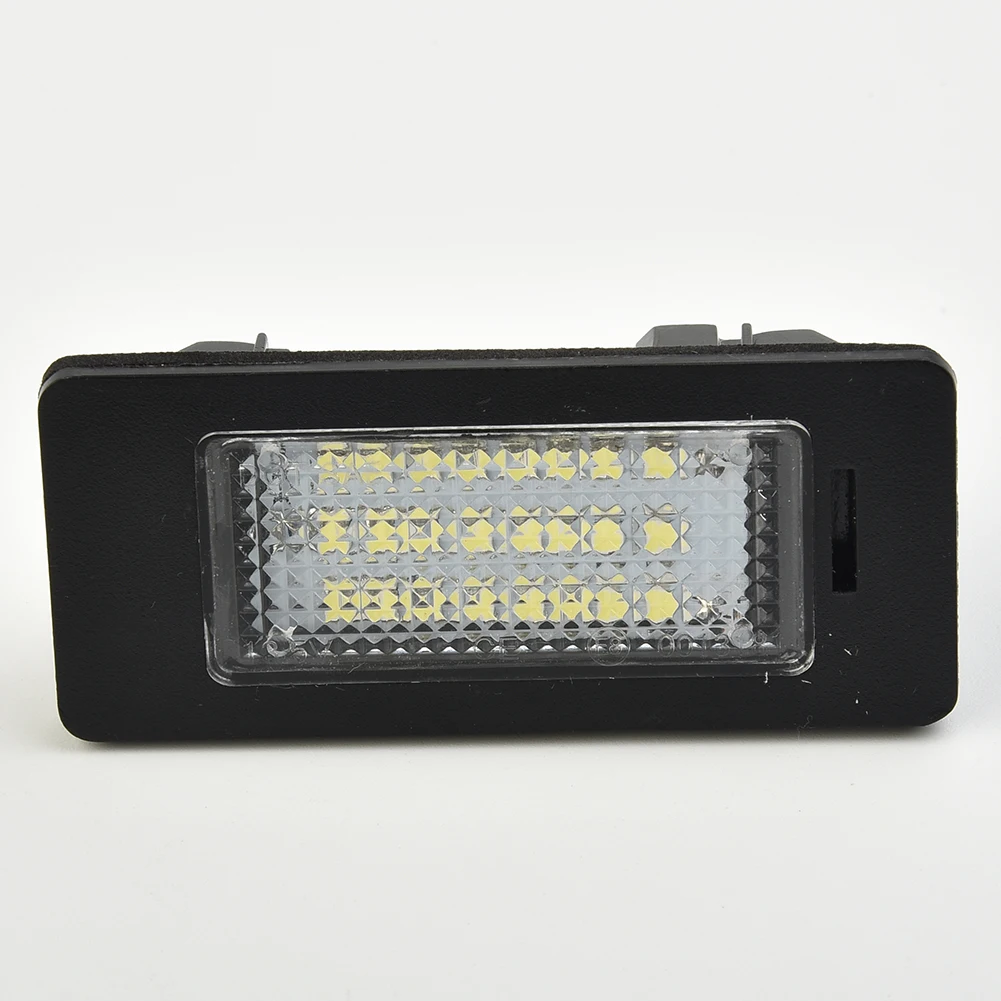 2PCS License Plate Light Hot Sale 6500K 5W 12V Error Free LED License Plate Light Bulb For BMW E90 E92 E39 E60 E61 M5 E70 Parts
2PCS License Plate Light Hot Sale 6500K 5W 12V Error Free LED License Plate Light Bulb For BMW E90 E92 E39 E60 E61 M5 E70 Parts