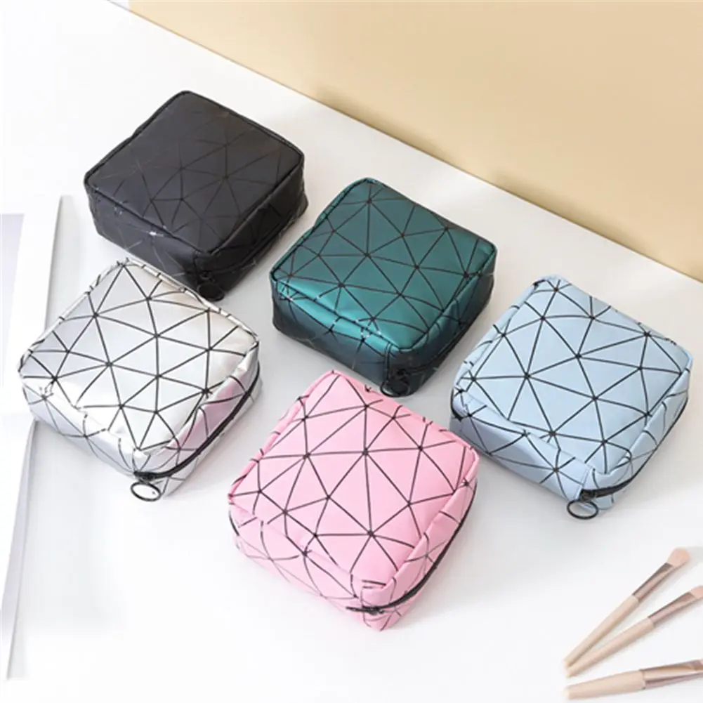 Multifunctional Rhombus Pattern Sanitary Pad Bags Reusable Napkin Storage Organizer Women Pad Pouch Bags Portable Makeup Bags
Multifunctional Rhombus Pattern Sanitary Pad Bags Reusable Napkin Storage Organizer Women Pad Pouch Bags Portable Makeup Bags
