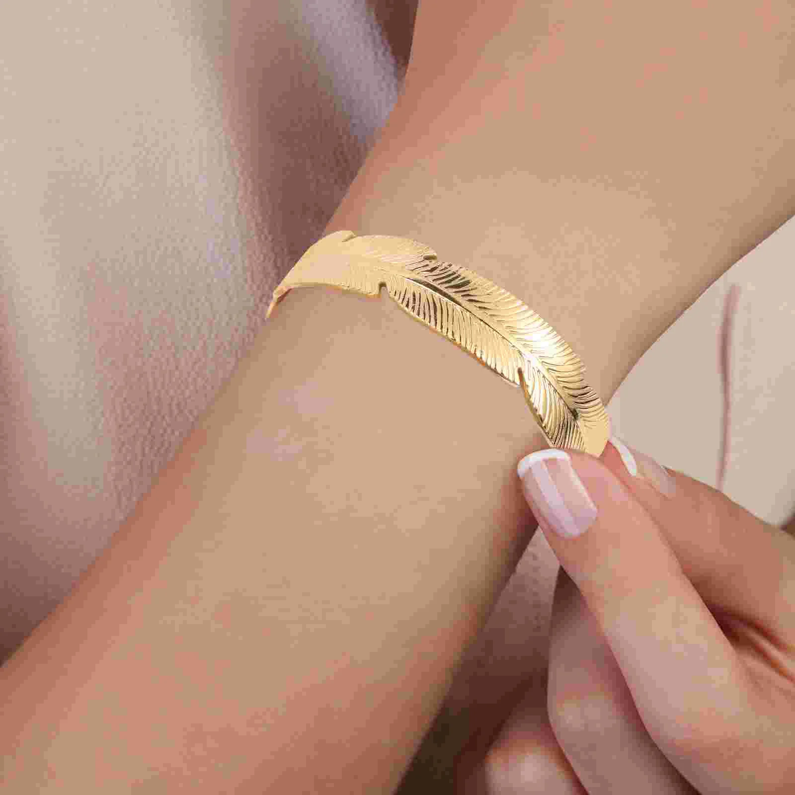 Bracelet Bracelets Bangle For Women Leaf Girls Armband Armlet Open Band Cuff Decorative Chain Wrist Expandable Adjustable Teen
Bracelet Bracelets Bangle For Women Leaf Girls Armband Armlet Open Band Cuff Decorative Chain Wrist Expandable Adjustable Teen