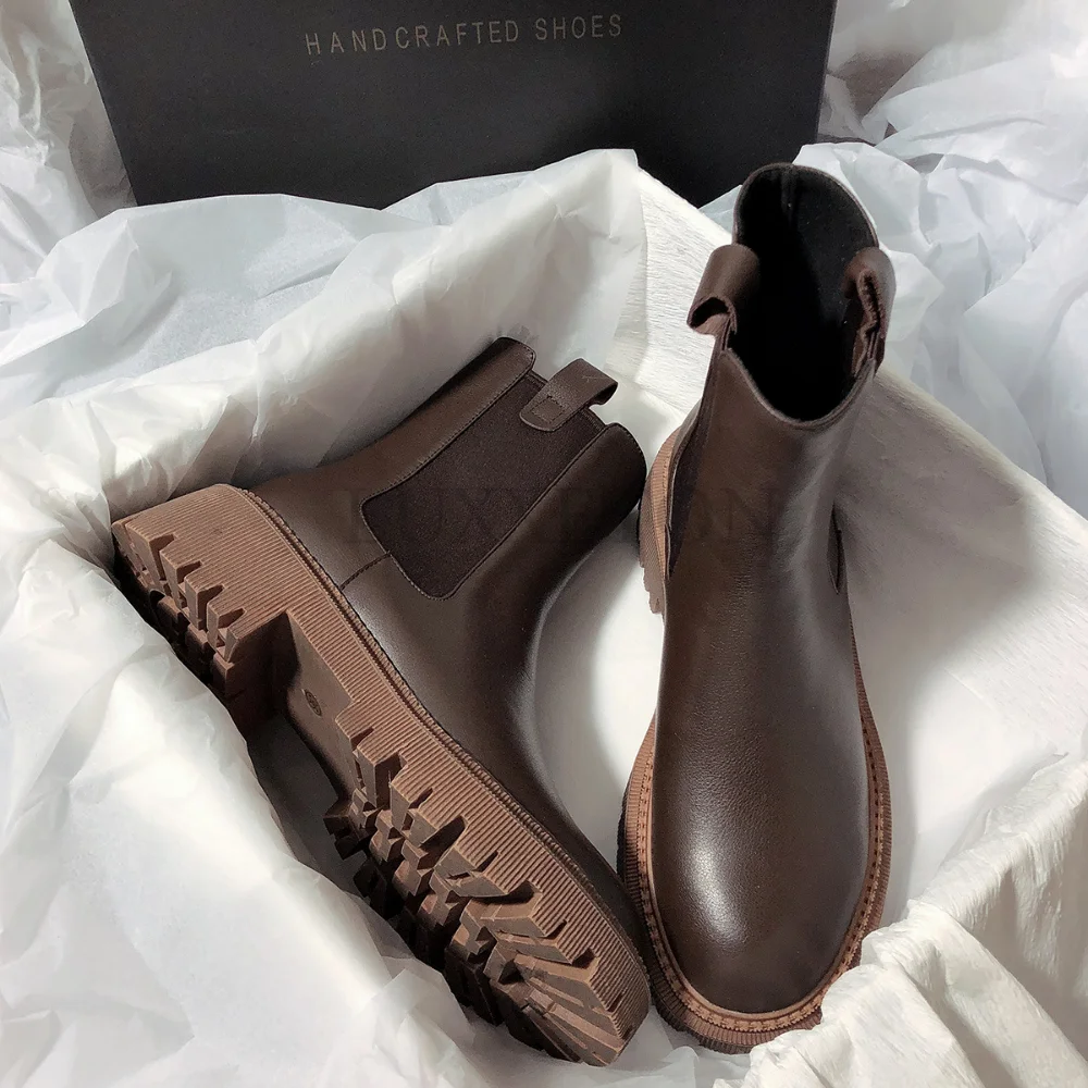 Women's Chelsea Boots Leather New Autumn Winter Fashion Ankle Retro Ladies Black Brown Round Toe Botines De Mujer
Women's Chelsea Boots Leather New Autumn Winter Fashion Ankle Retro Ladies Black Brown Round Toe Botines De Mujer