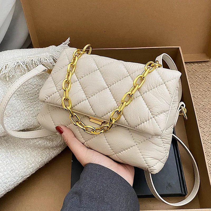 Fashion Crossbody Bag Women's Shoulder Bags for Ladies Simplicity Purse Trend Large Lattice Weaving Soft Small Square Handbag
Fashion Crossbody Bag Women's Shoulder Bags for Ladies Simplicity Purse Trend Large Lattice Weaving Soft Small Square Handbag