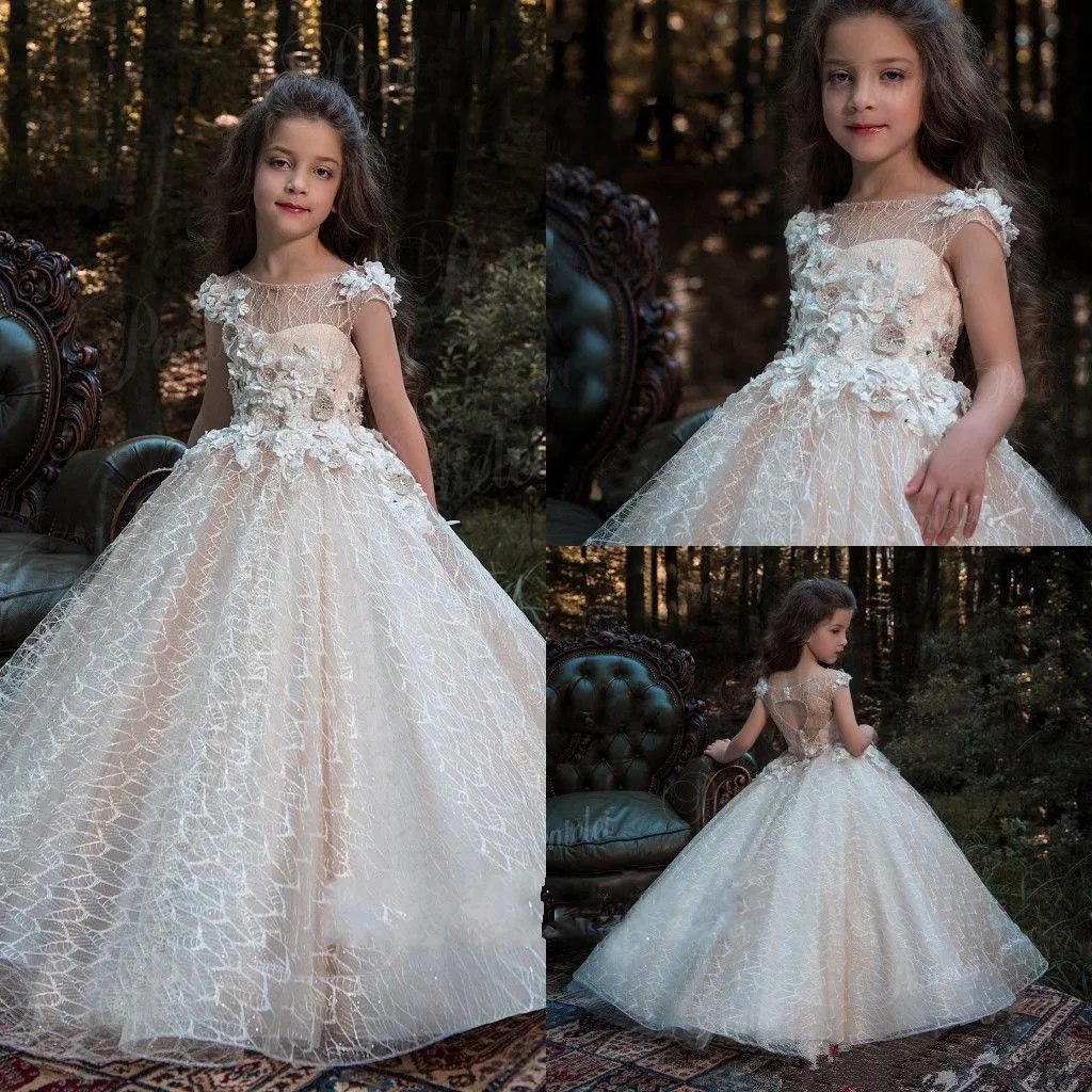 First Communion Dresses Puffy Tulle Lace Bow Girl 2-14 Custom Made Ball Gown Flower Girl Dress Princess Wedding Party
First Communion Dresses Puffy Tulle Lace Bow Girl 2-14 Custom Made Ball Gown Flower Girl Dress Princess Wedding Party