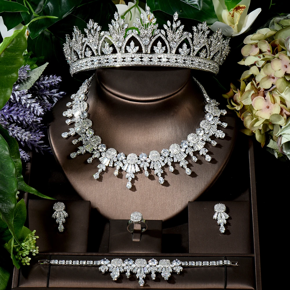 Fashion Exclusive Big Headband Crown Hair Accessories Costume Full Cubic Zirconia Necklace Earring Set Bridal Women Dress N-1605
Fashion Exclusive Big Headband Crown Hair Accessories Costume Full Cubic Zirconia Necklace Earring Set Bridal Women Dress N-1605