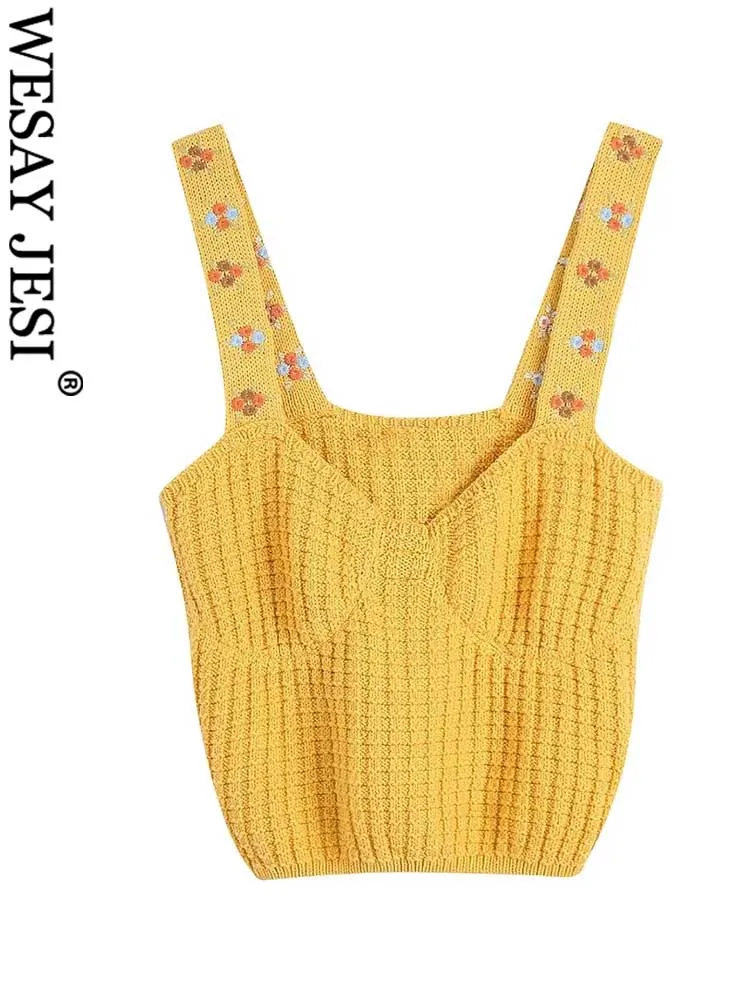 WESAY JESI Women Short Sling Wrap Breast Sweater Vest Sleeveless Yellow Flower Decoration Sweet And Cute Elegant Slim Sexy Top
WESAY JESI Women Short Sling Wrap Breast Sweater Vest Sleeveless Yellow Flower Decoration Sweet And Cute Elegant Slim Sexy Top