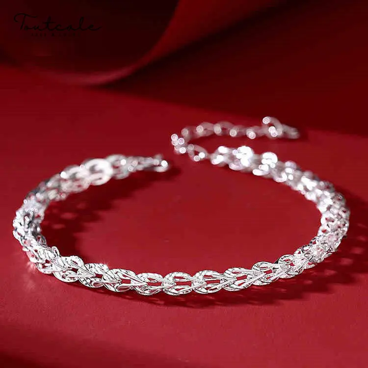 Toutcale 925 Sterling Silver Shiny Phoenix Tail Chain Fashion Temperament Women Ins Style High Sense Hollow Chain Handicraft
Toutcale 925 Sterling Silver Shiny Phoenix Tail Chain Fashion Temperament Women Ins Style High Sense Hollow Chain Handicraft
