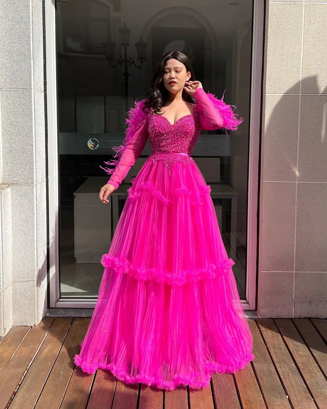 Sayulita Feathers Long Sleeves Prom Dresses Square Neck Beaded Sequins Luxury Party Women Wear A Line Tulle Evening Formal Gowns
Sayulita Feathers Long Sleeves Prom Dresses Square Neck Beaded Sequins Luxury Party Women Wear A Line Tulle Evening Formal Gowns