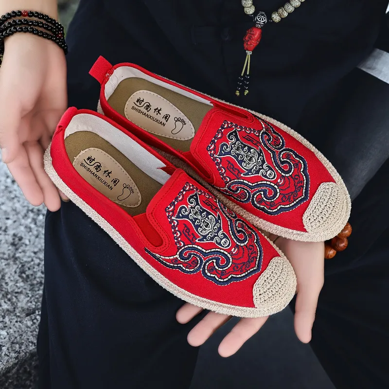 2023 New Fashion Embroidery Red Men's Fisherman Shoes Slip-on Low Cut Mens Canvas Shoes Lightweight Breathable Loafers for Man
2023 New Fashion Embroidery Red Men's Fisherman Shoes Slip-on Low Cut Mens Canvas Shoes Lightweight Breathable Loafers for Man