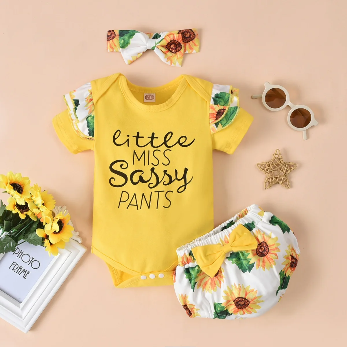 New Summer Baby Girls Clothes Suit Yellow Letter Print Fly-Sleeve Romper Floral Print Shorts Toddler Infant Set 2pcs
New Summer Baby Girls Clothes Suit Yellow Letter Print Fly-Sleeve Romper Floral Print Shorts Toddler Infant Set 2pcs