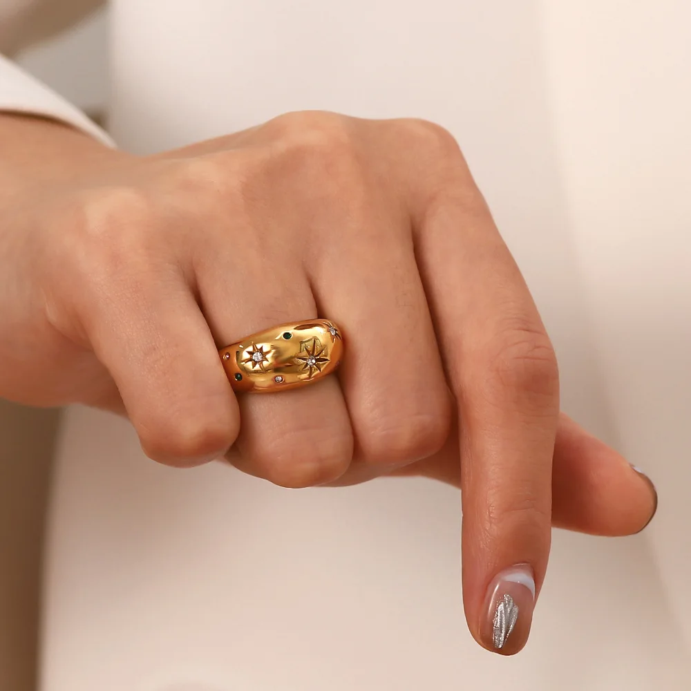 DEAR-LIFE French light luxury vintage fashion hexagram zirconia ring personalized hand jewelry female new accessories 
DEAR-LIFE French light luxury vintage fashion hexagram zirconia ring personalized hand jewelry female new accessories